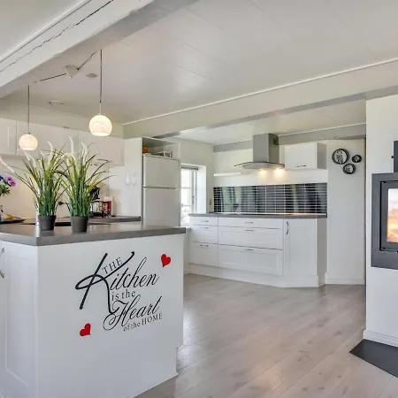 Casa de Férias Ejna By Interhome *